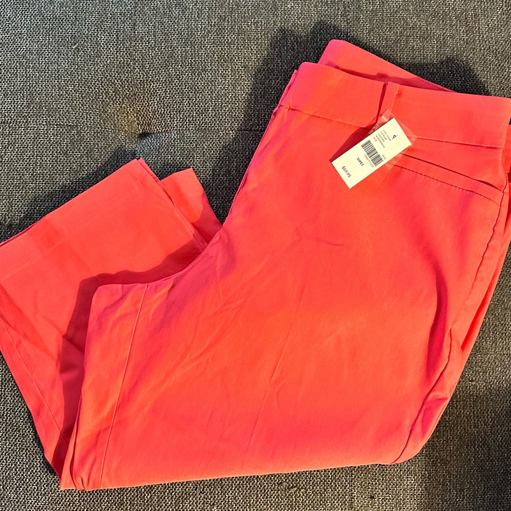 Lane Bryant BNWT crop pants size 16 petite Coral color